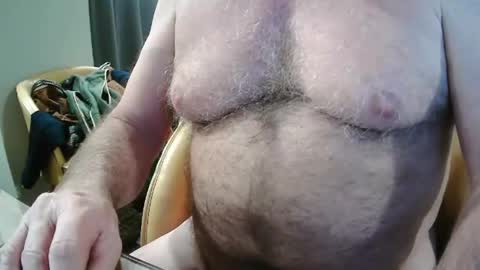 Snapshot of snudge432 chatting on February 2026 10:06:02 PM snudge432 online show from February 2026 10:06:02 PM