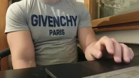 luca -   online show from January 2025 08:30:02 PM