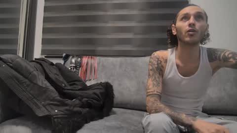 Snapshot of socialmediasweetty chatting on November 2025 08:14:01 PM KINKYCHAOS online show from November 2025 08:14:01 PM