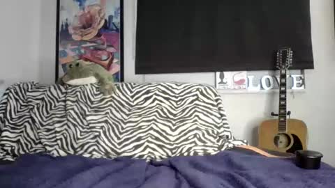 MicroAngelo online show from November 2025 08:27:02 AM