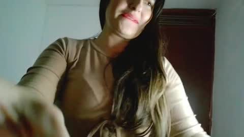 Snapshot of soffi_betacur chatting on April 2026 04:13:02 AM Soffi Betacur online show from April 2026 04:13:02 AM