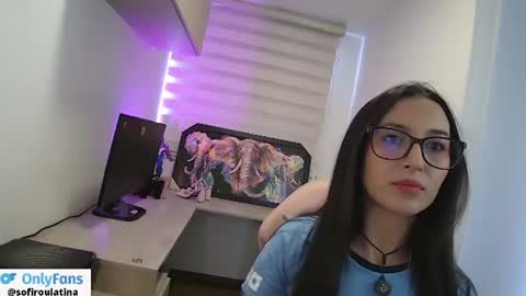 soffi_rousel_ online show from June 2026 05:28:01 PM