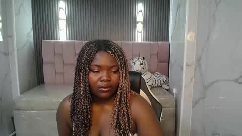 Snapshot of soffia_b chatting on October 2025 03:17:01 AM soffia_b online show from October 2025 03:17:01 AM