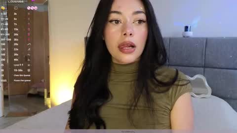 Snapshot of soffimoon_ chatting on February 2026 08:14:01 PM IG Soffimoon I THANK YOU FOR LEAVING YOUR FOLLOW online show from February 2026 08:14:01 PM