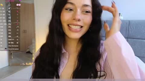 IG Soffimoon   I THANK YOU FOR LEAVING YOUR FOLLOW online show from May 2026 08:37:02 PM
