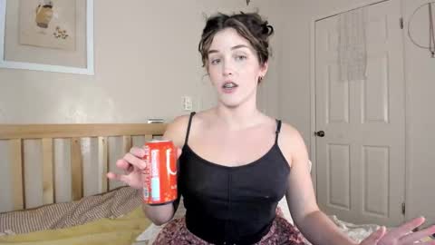 Julia    online show from January 2026 12:37:01 AM