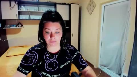 Soffy online show from May 2026 04:51:02 AM
