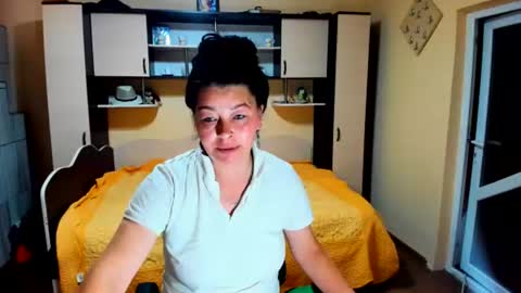 Soffy online show from June 2026 04:54:02 AM
