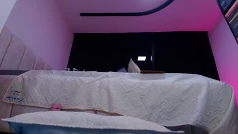 Sofia online show from November 2025 11:54:02 AM