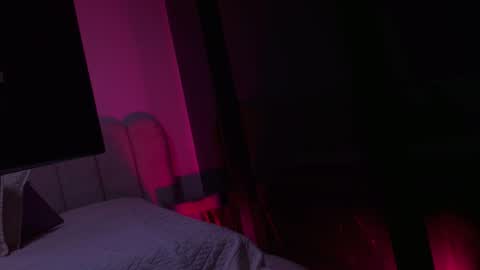 Sofia online show from November 2025 11:55:02 AM