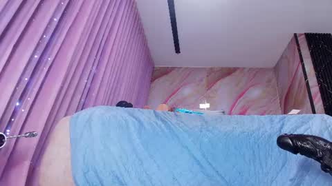 Sofia online show from June 2026 03:04:01 AM