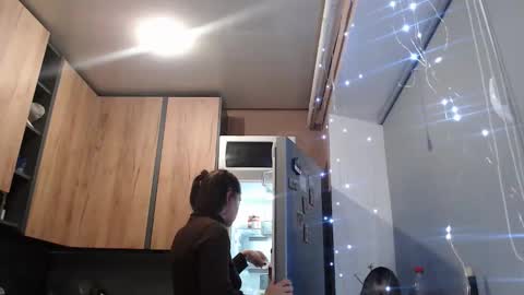 Sofi online show from November 2025 06:08:01 PM