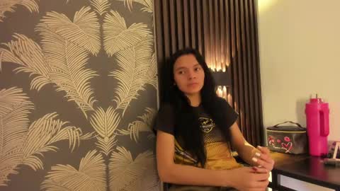 SOFIA online show from April 2026 01:45:01 AM