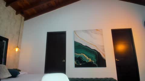 Snapshot of sofi_moreno chatting on March 2026 11:24:02 AM Sofi online show from March 2026 11:24:02 AM