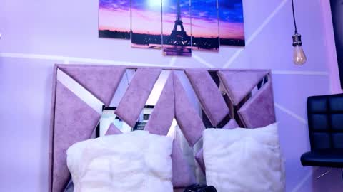 Sofi Noa online show from October 2025 11:11:02 AM