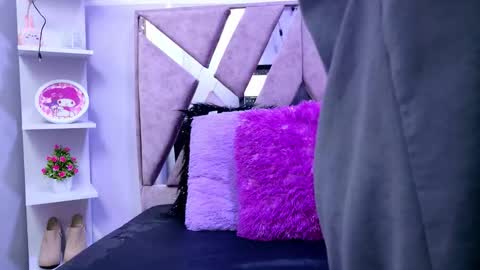 Sofi Noa online show from February 2026 11:26:01 AM