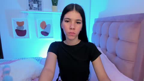 Snapshot of sofi_perezz chatting on January 2025 03:12:02 AM sofi online show from January 2025 03:12:02 AM