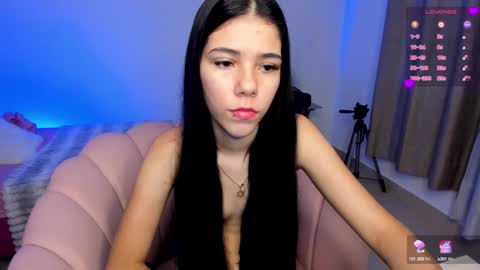 Snapshot of sofi_perezz chatting on February 2025 10:53:02 PM sofi online show from February 2025 10:53:02 PM
