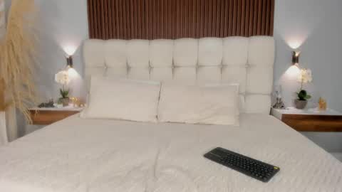 Sofia online show from May 2026 10:39:02 PM
