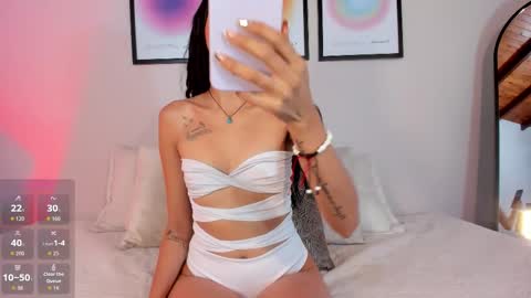 Sofi Vega online show from March 2026 11:22:02 AM