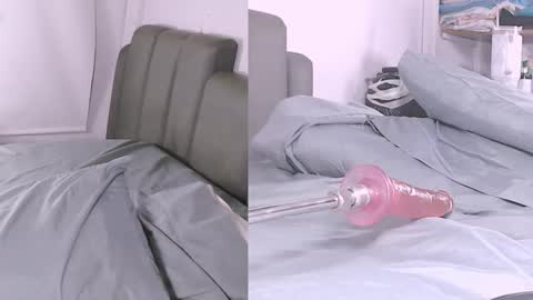 Snapshot of sofia__fanning chatting on November 2025 10:20:02 PM . . online show from November 2025 10:20:02 PM