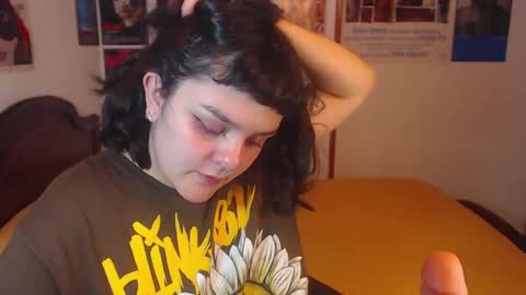 Snapshot of sofia_coolle chatting on December 2024 09:15:01 PM Sofi online show from December 2024 09:15:01 PM
