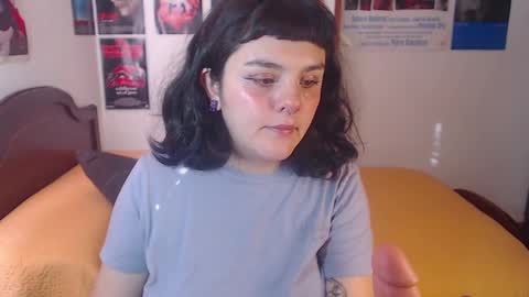 Snapshot of sofia_coolle chatting on December 2024 12:38:02 PM Sofi online show from December 2024 12:38:02 PM