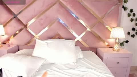   online show from January 2025 09:17:01 PM