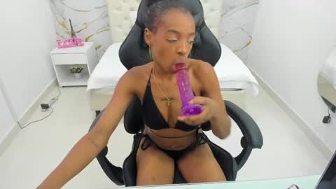 sofia_echeverri online show from May 2026 11:48:01 AM