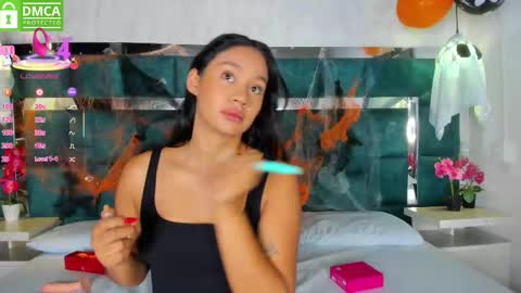 Sofia online show from October 2025 01:07:02 PM