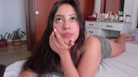 Snapshot of sofia_gonzalez1 chatting on December 2024 09:12:01 PM Sofia but you can call me Sofi online show from December 2024 09:12:01 PM