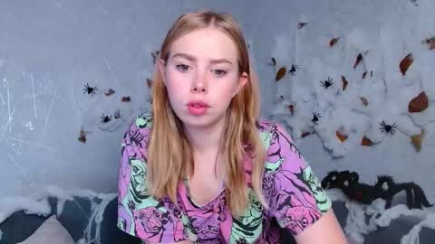 Snapshot of sofia_here chatting on October 2025 12:33:02 AM Sofia here online show from October 2025 12:33:02 AM