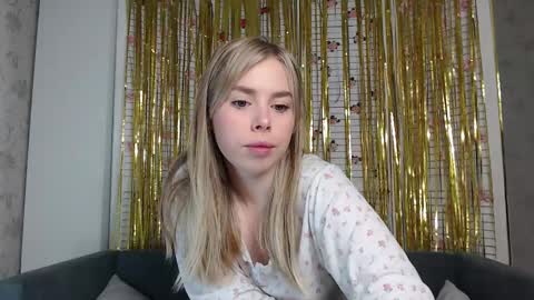 Sofia here online show from January 2026 12:27:02 AM