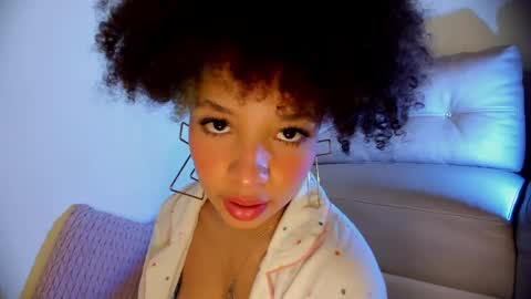 S O F I A  online show from May 2026 09:22:01 PM