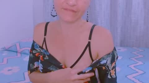 Sofia  online show from January 2025 08:32:01 PM