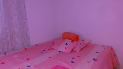 Sofia  online show from October 2025 08:06:02 PM