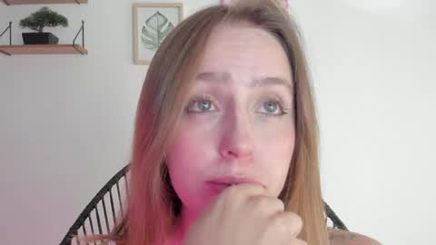 Snapshot of sofia_palacios_ chatting on January 2025 07:19:02 AM online show from January 2025 07:19:02 AM