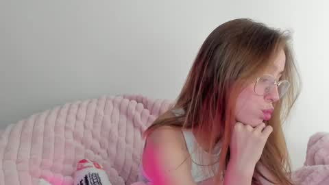 Snapshot of sofia_palacios_ chatting on February 2025 05:53:02 AM online show from February 2025 05:53:02 AM