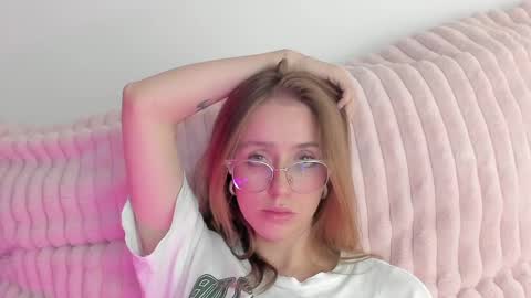 Snapshot of sofia_palacios_ chatting on February 2025 06:34:01 AM online show from February 2025 06:34:01 AM