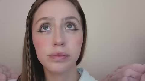 Snapshot of sofia_palacios_ chatting on September 2025 03:50:02 AM online show from September 2025 03:50:02 AM