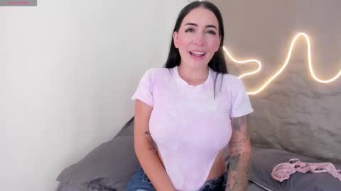 SOFIA online show from November 2025 07:24:01 PM