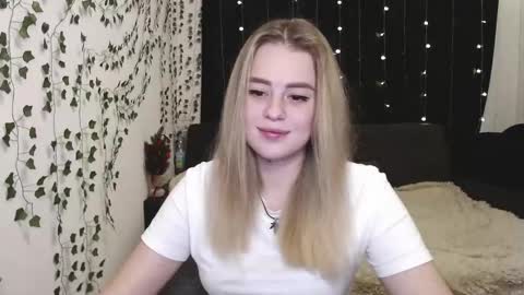 sofia_rosemary online show from January 2025 12:30:02 PM