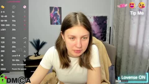 Sofia online show from April 2026 12:39:01 PM