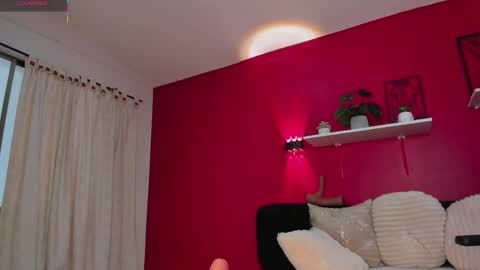 Snapshot of sofia_velvetx chatting on May 2026 03:08:02 PM sofia_velvetx online show from May 2026 03:08:02 PM