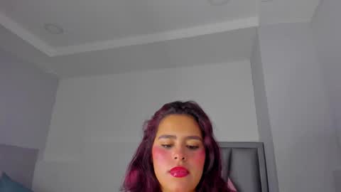 Snapshot of sofia_villareal chatting on September 2025 12:19:01 PM Sofa online show from September 2025 12:19:01 PM