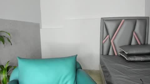 Snapshot of sofia_villareal chatting on September 2025 11:58:01 AM Sofa online show from September 2025 11:58:01 AM