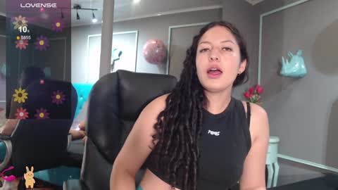 Snapshot of sofia_white3 chatting on February 2025 11:10:02 AM Sofa online show from February 2025 11:10:02 AM