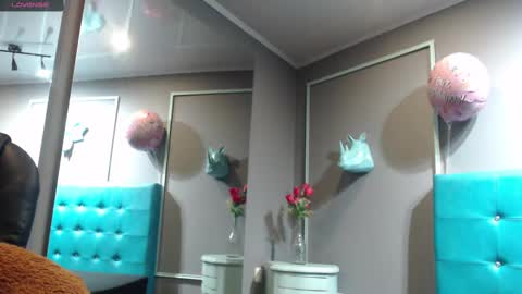 Snapshot of sofia_white3 chatting on February 2025 11:10:02 AM Sofa online show from February 2025 11:10:02 AM