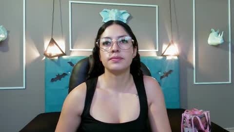 Snapshot of sofia_white3 chatting on October 2025 11:16:01 AM Sofa online show from October 2025 11:16:01 AM