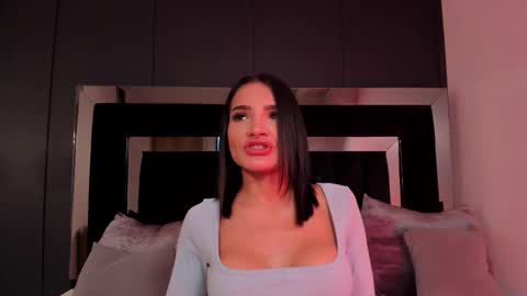 Sofia  online show from October 2025 05:07:02 AM